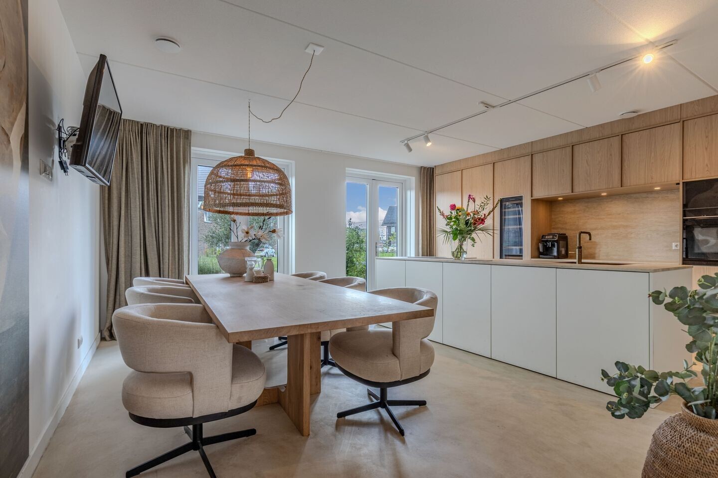 Tussenwoning te koop: Rinze Wibbelinkstraat 15, Drachten
