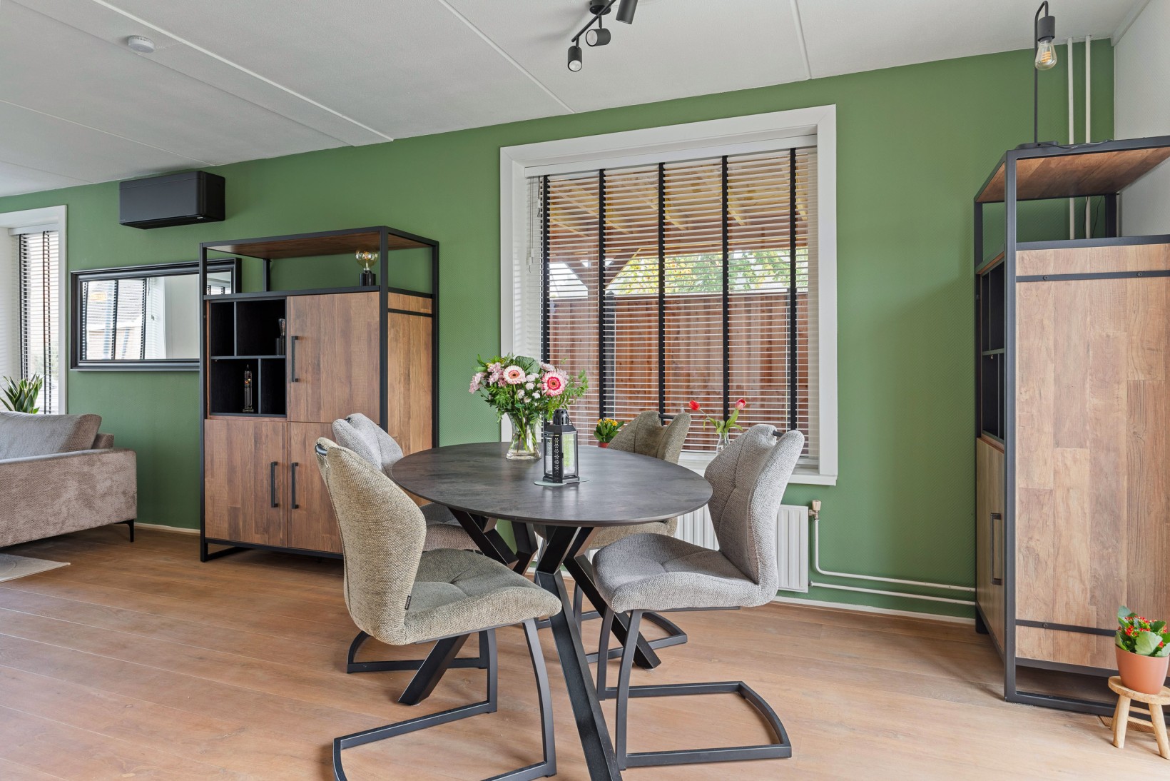 Hoekwoning te koop: Stal 235, Drachten