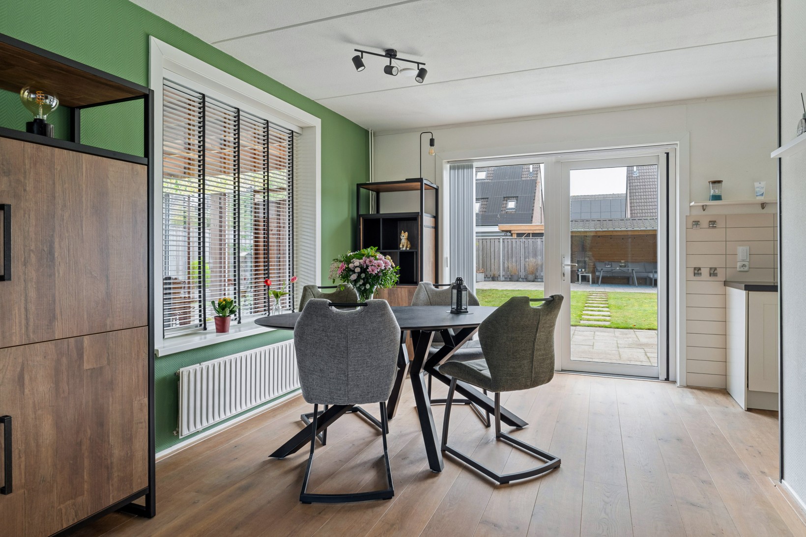 Hoekwoning te koop: Stal 235, Drachten