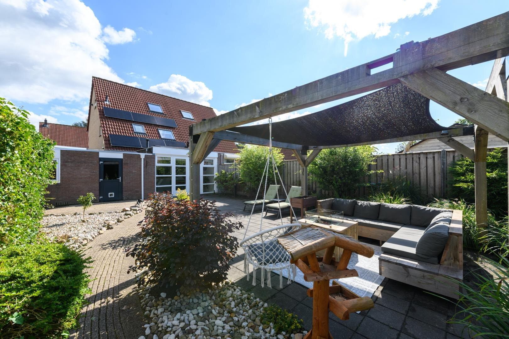 Tussenwoning te koop: Dorsvloer 174, Drachten
