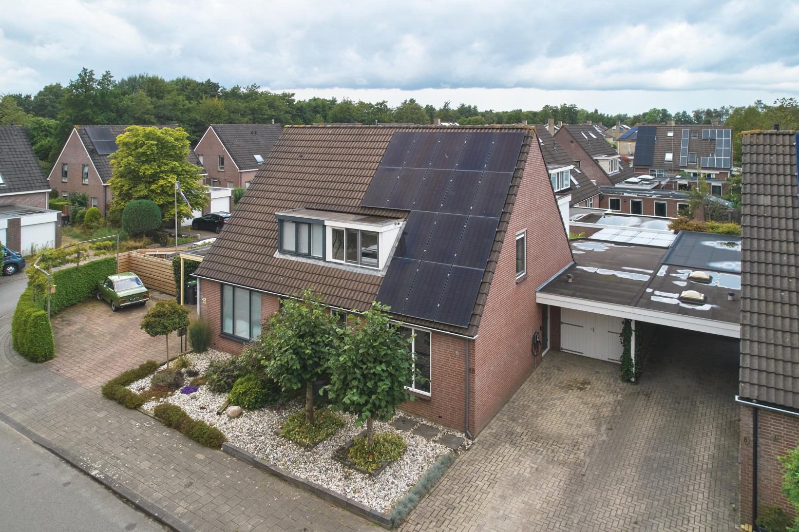 Twee-onder-één-kap te koop: Hanebalken 10, Drachten