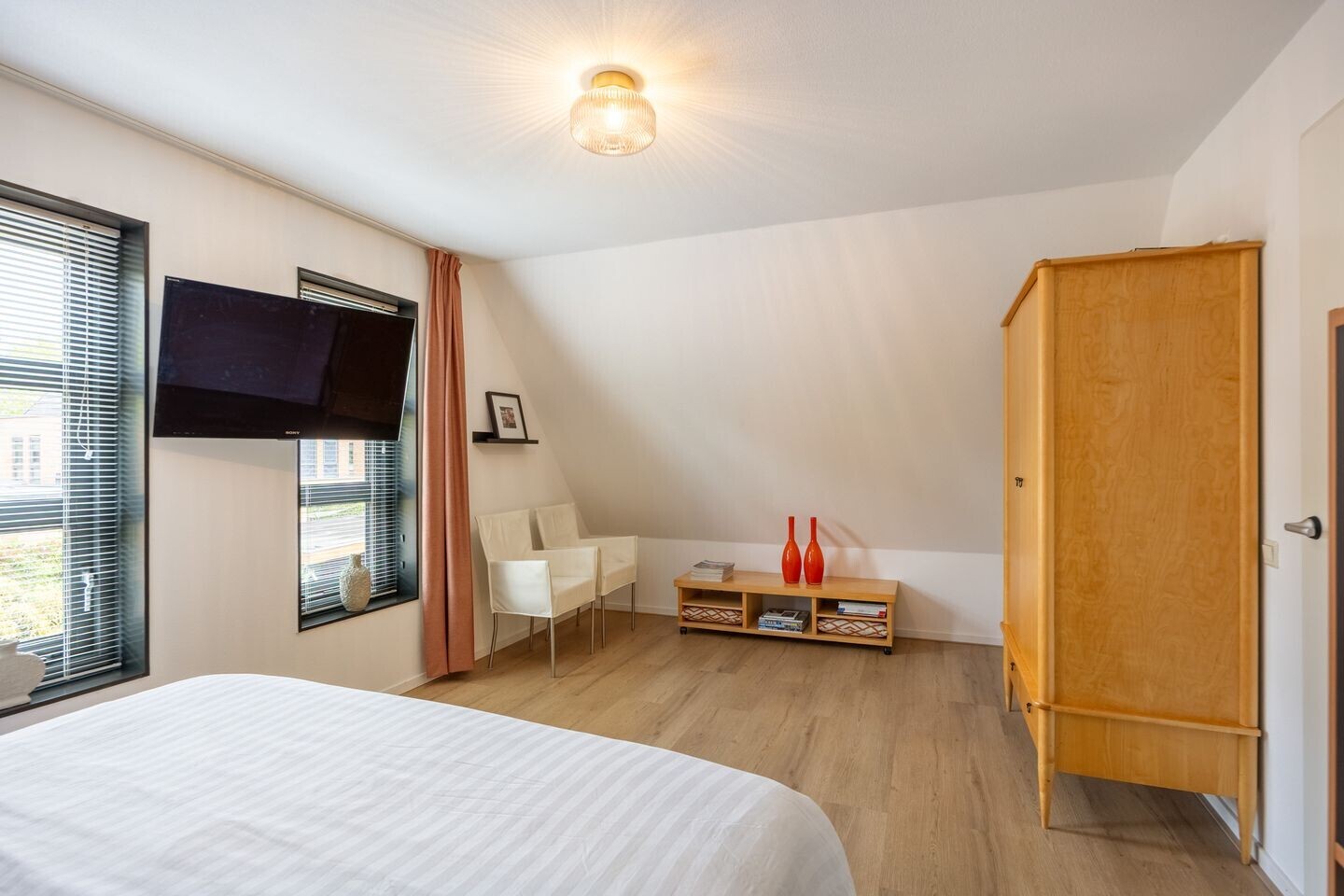 Vrijstaande woning te koop: Laagland 18, Drachten