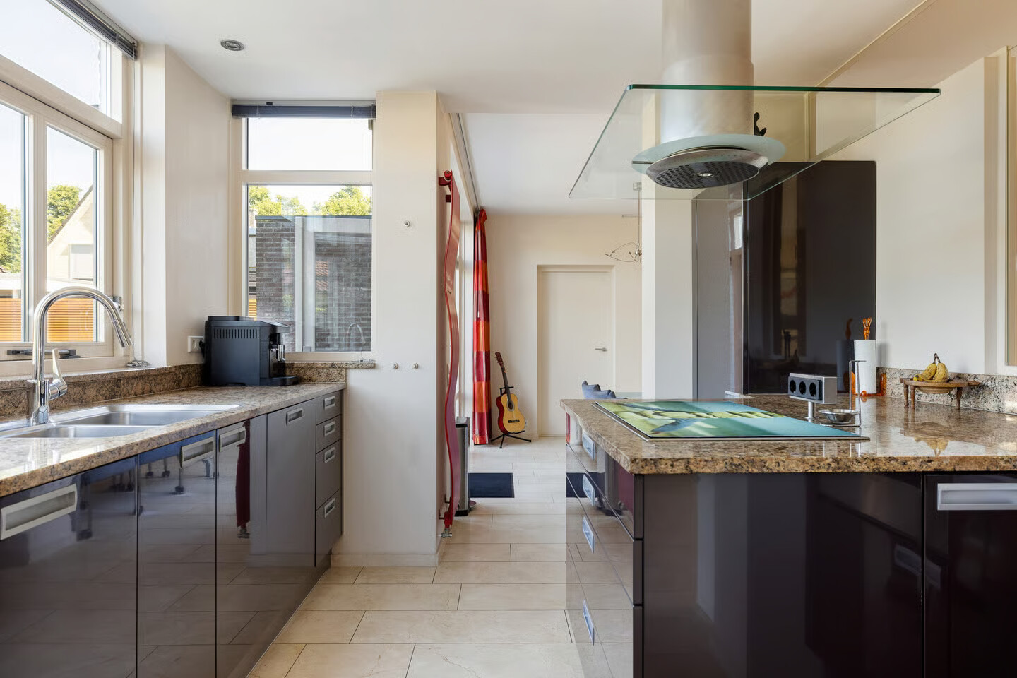 Vrijstaande woning te koop: Laagland 46, Drachten