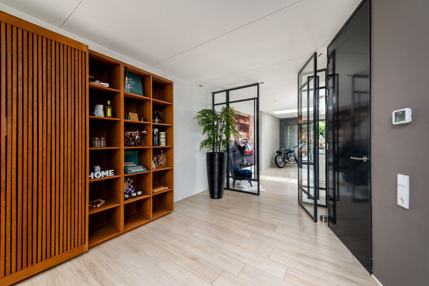 Tussenwoning te koop: Waterlelie 83, Drachten