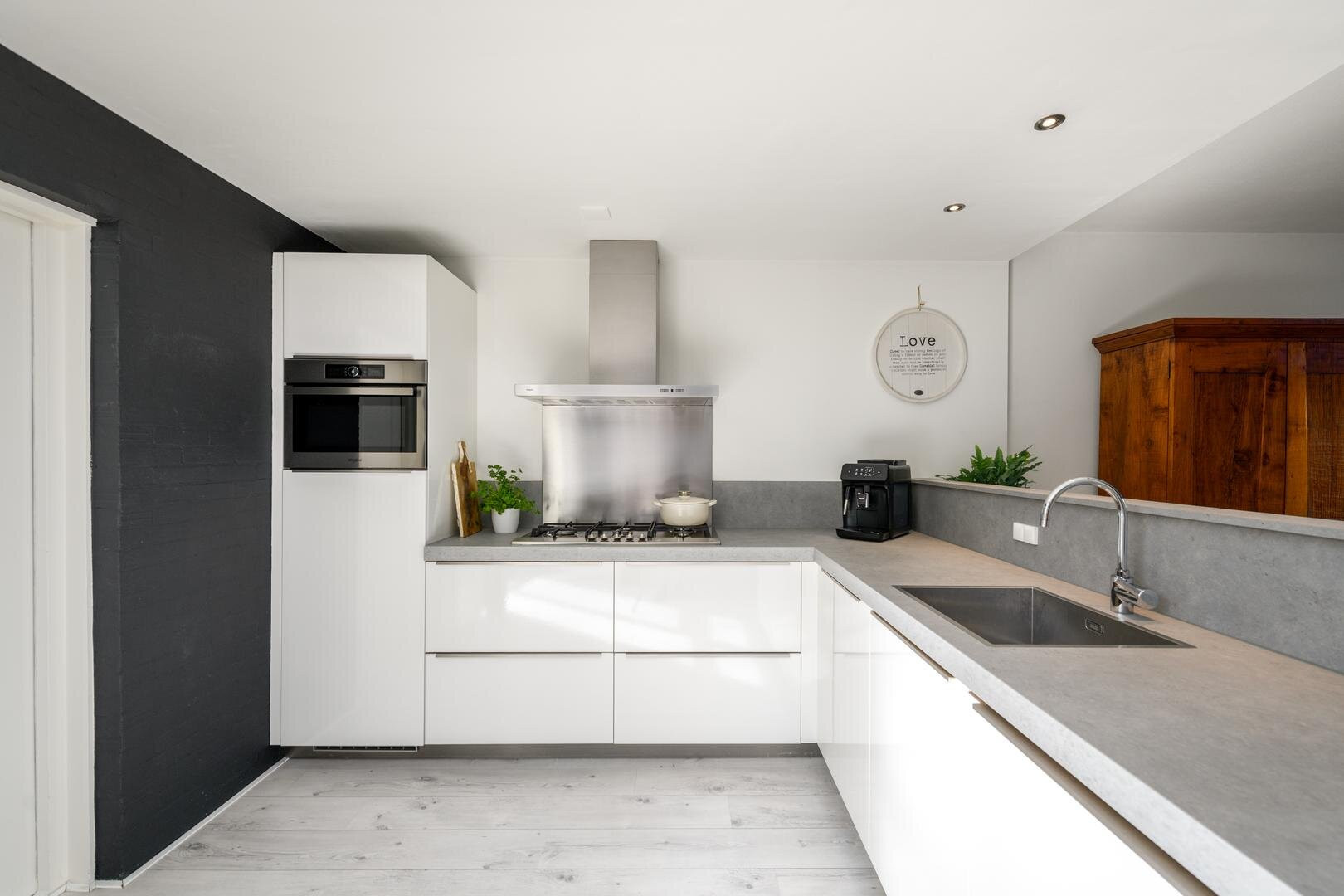 Tussenwoning te koop: De Nova Cura 67, Drachten