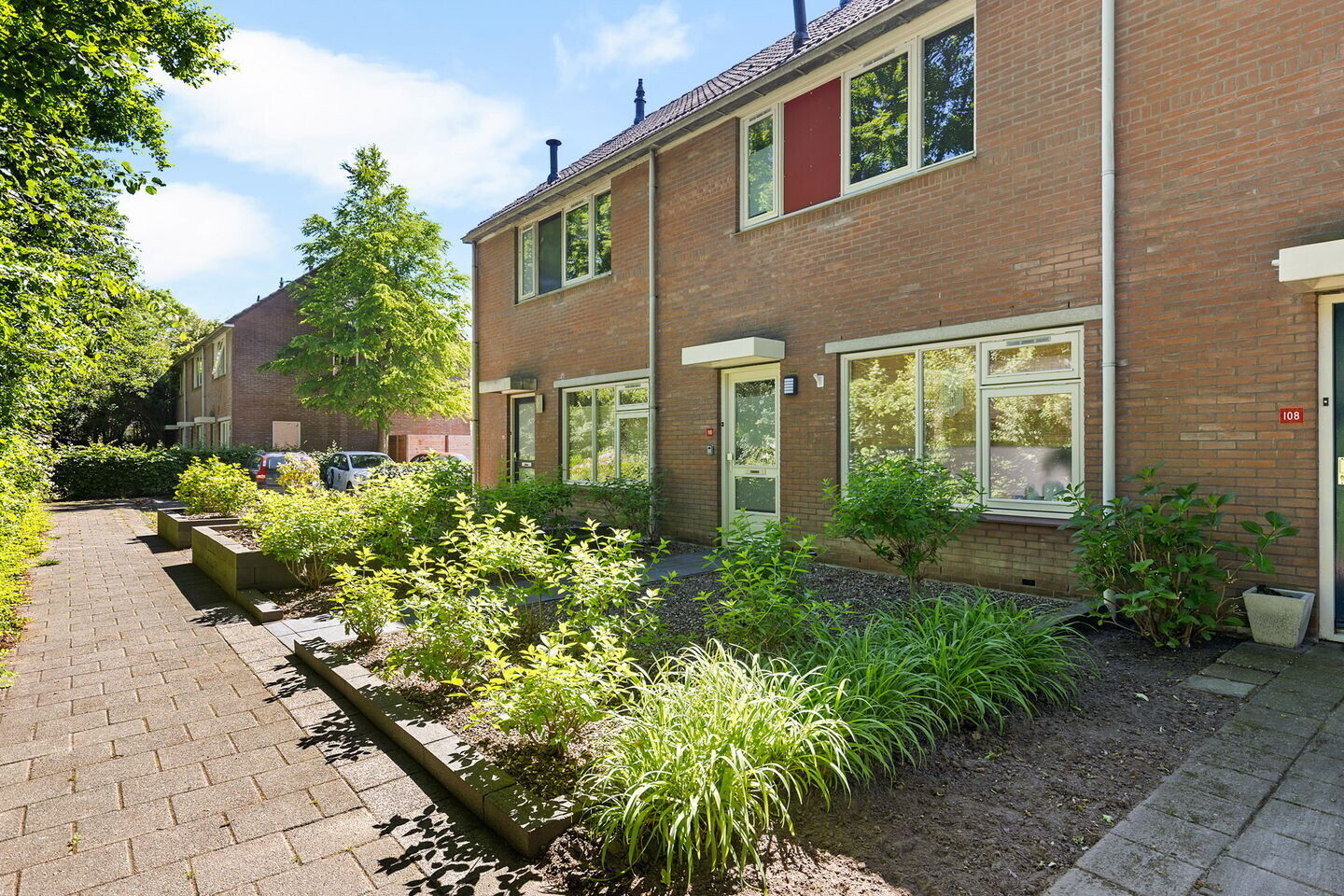 Tussenwoning te koop: De Twee Gebroeders 110, Drachten