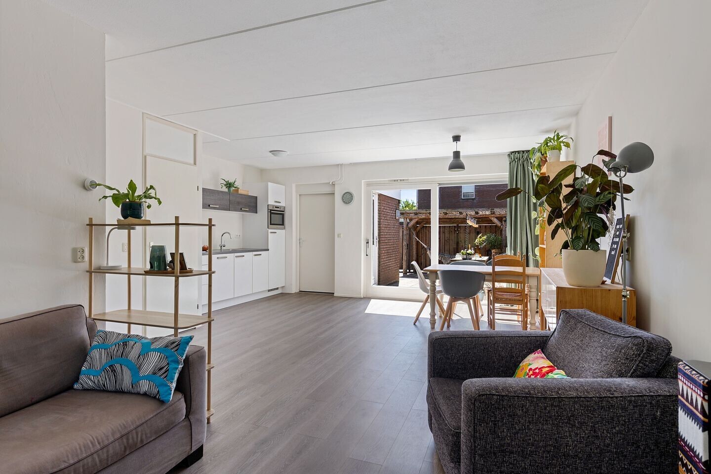 Tussenwoning te koop: De Twee Gebroeders 110, Drachten