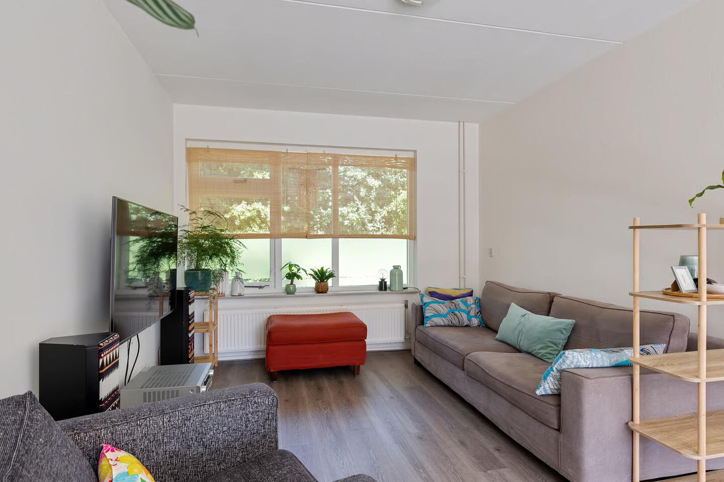 Tussenwoning te koop: De Twee Gebroeders 110, Drachten