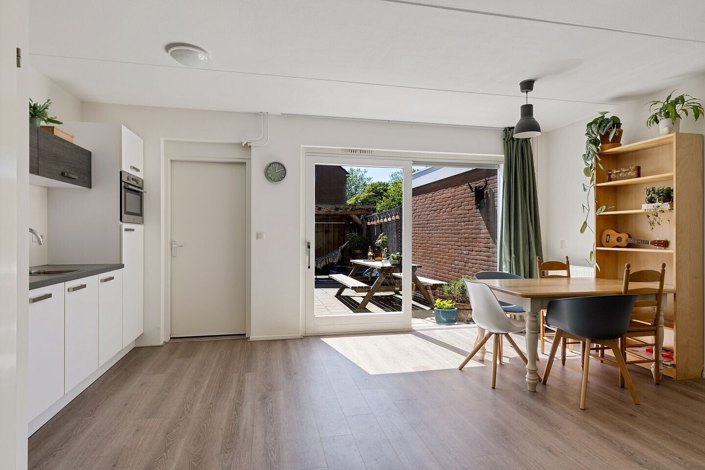 Tussenwoning te koop: De Twee Gebroeders 110, Drachten