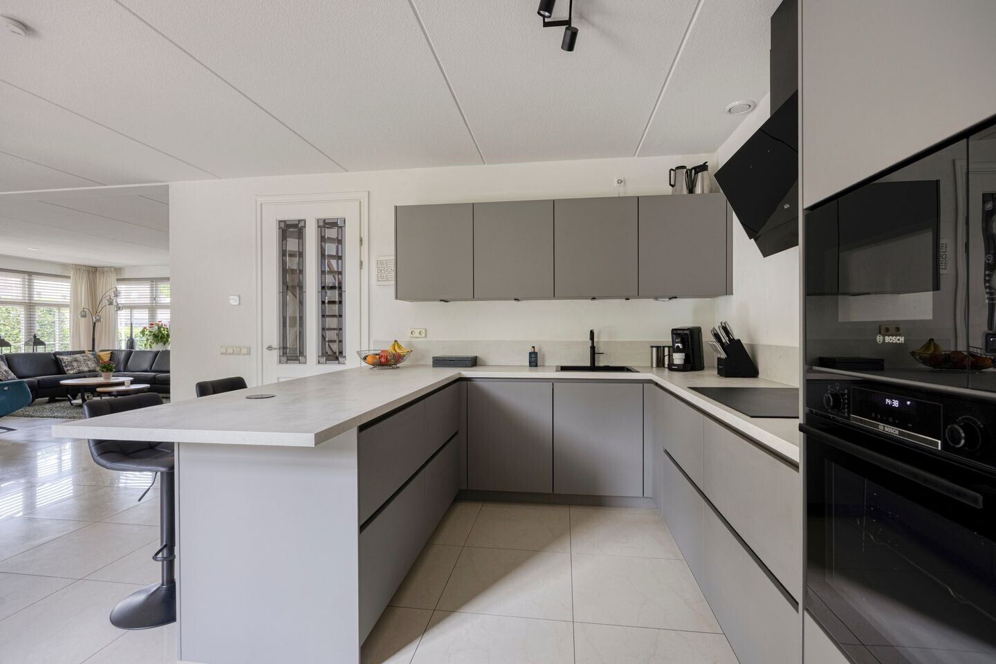 Vrijstaande woning te koop: Topaas 2, Drachten
