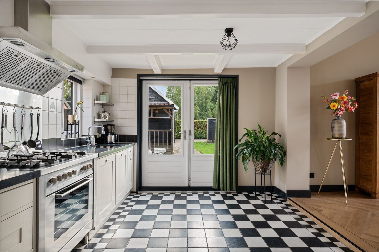 Vrijstaande woning te koop: Kommisjewei 106, Opeinde