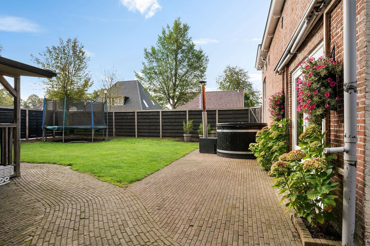Vrijstaande woning te koop: Kommisjewei 106, Opeinde