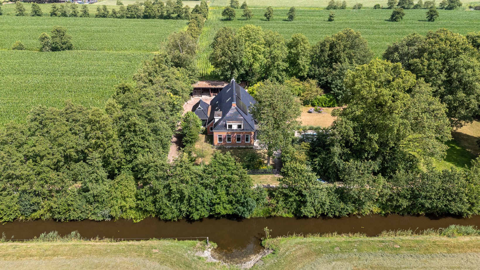 Vrijstaande woning te koop: Durk Ljibbeswei 5, De Tike