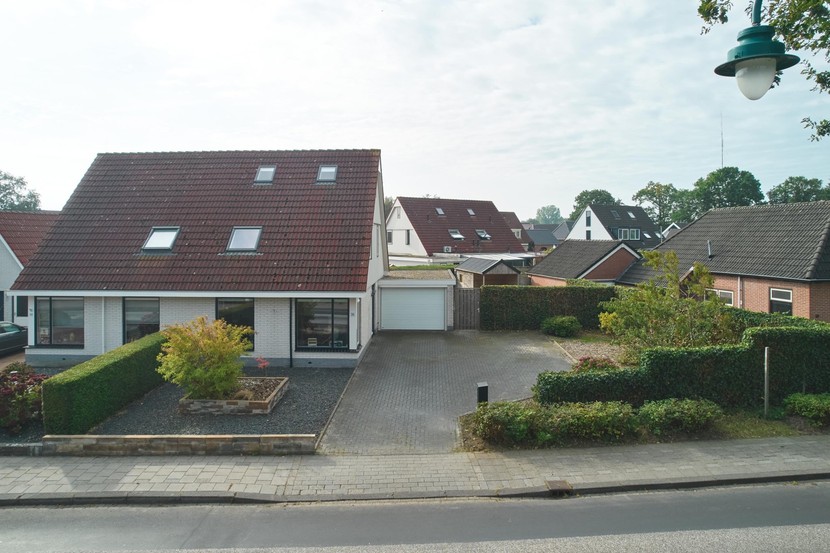 Twee-onder-één-kap te koop: Ds. Visscherwei 35, Houtigehage