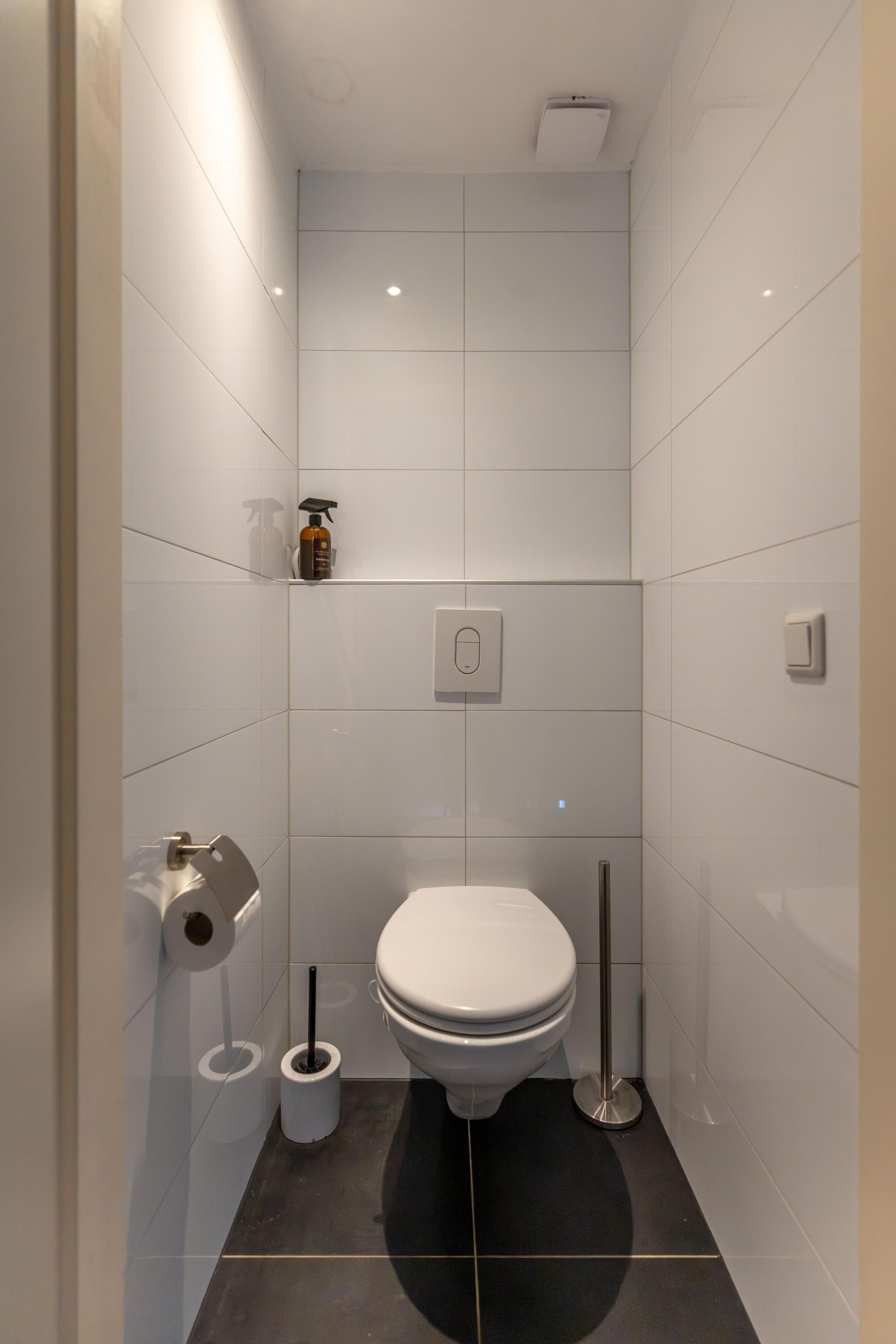 Vrijstaande woning te koop: De Nachtegaal 70, Surhuisterveen