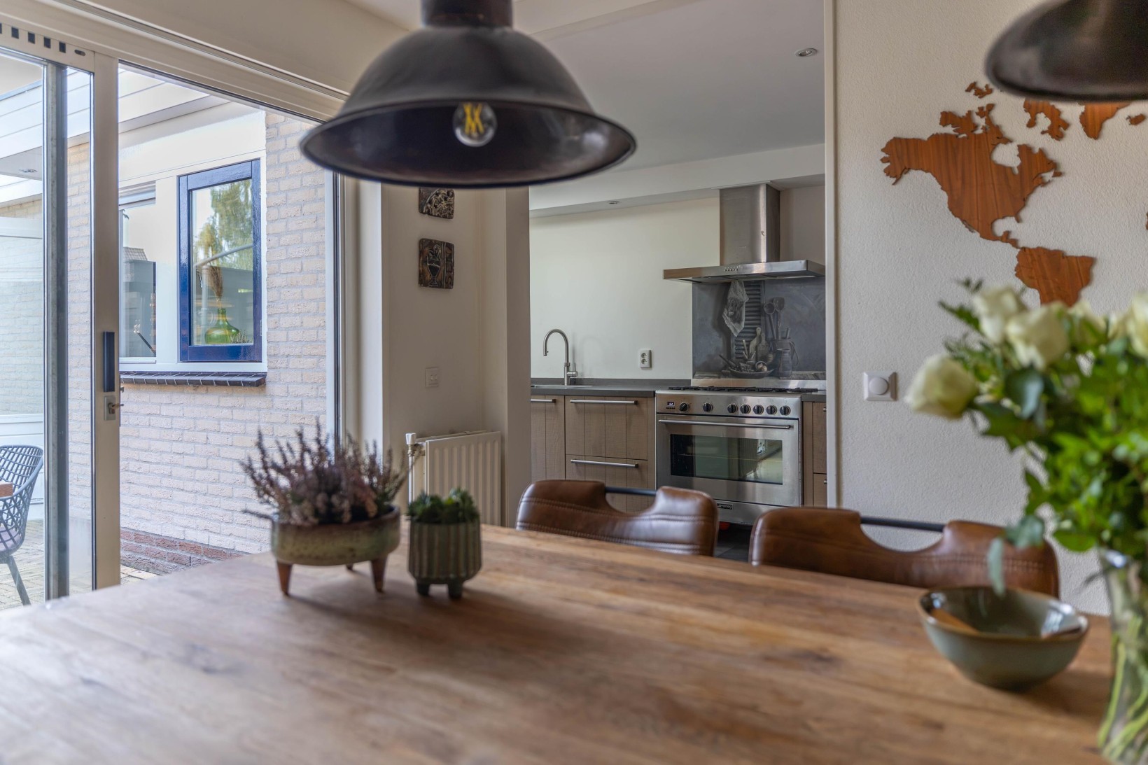 Tussenwoning te koop: De Buizerd 34, Surhuisterveen