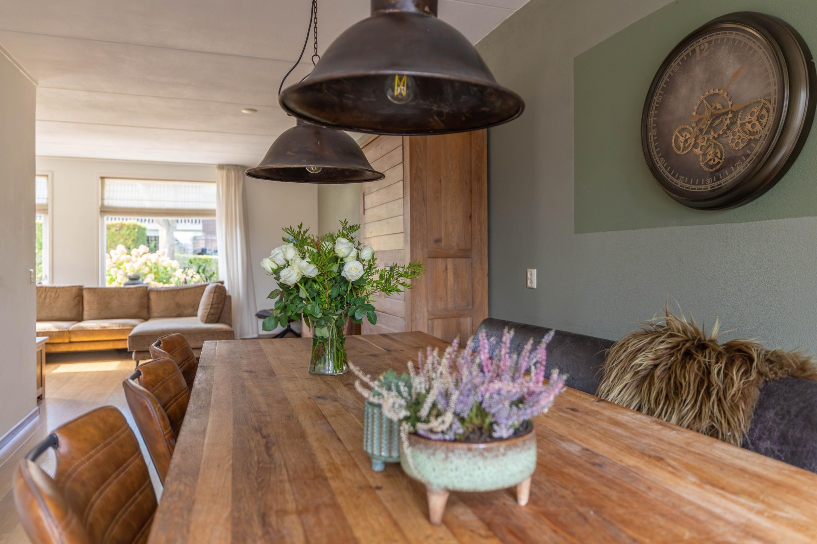 Tussenwoning te koop: De Buizerd 34, Surhuisterveen