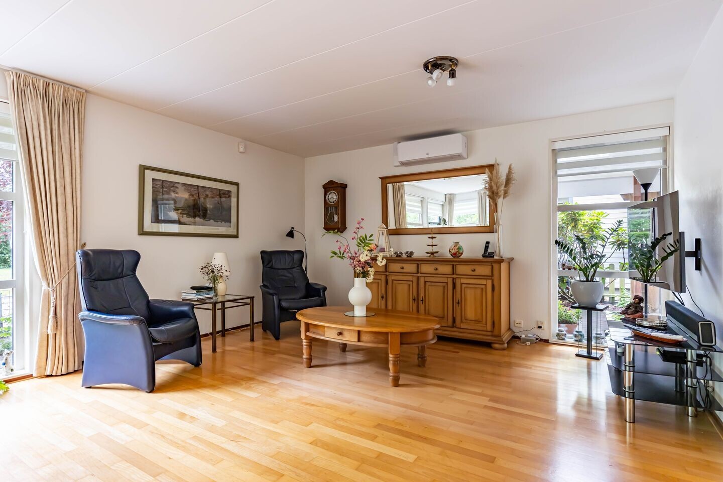Vrijstaande woning te koop: Utein 99, Beetsterzwaag
