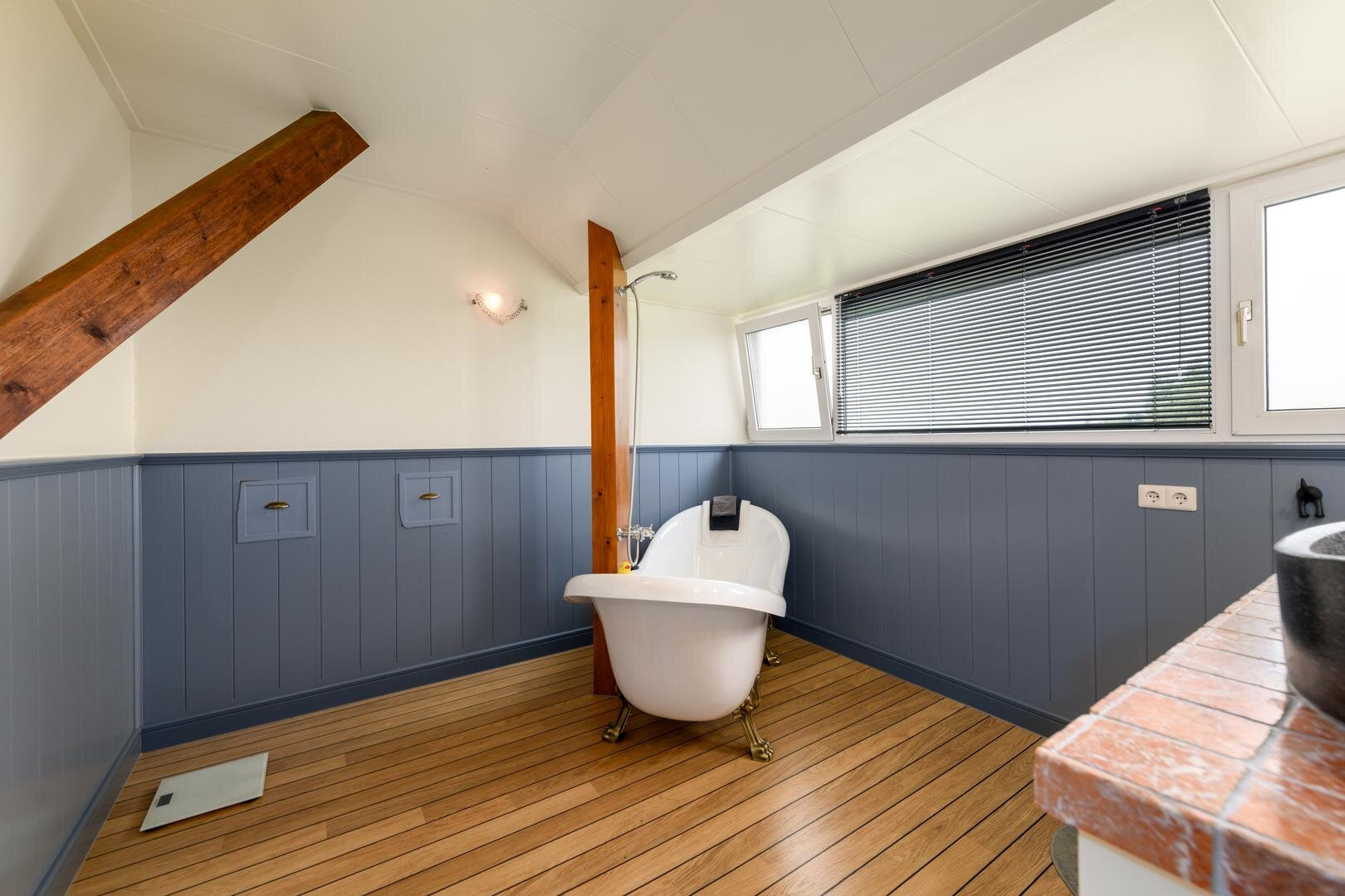 Vrijstaande woning te koop: Domela Nieuwenhuisweg 108, Nij Beets