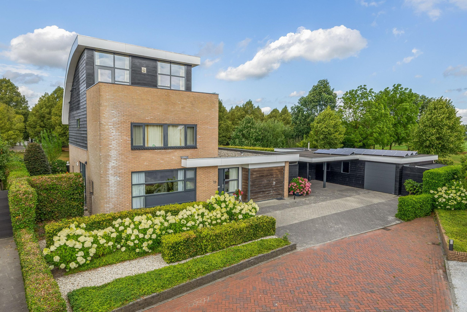 Vrijstaande woning te koop: Fûgelliet 19, Ureterp