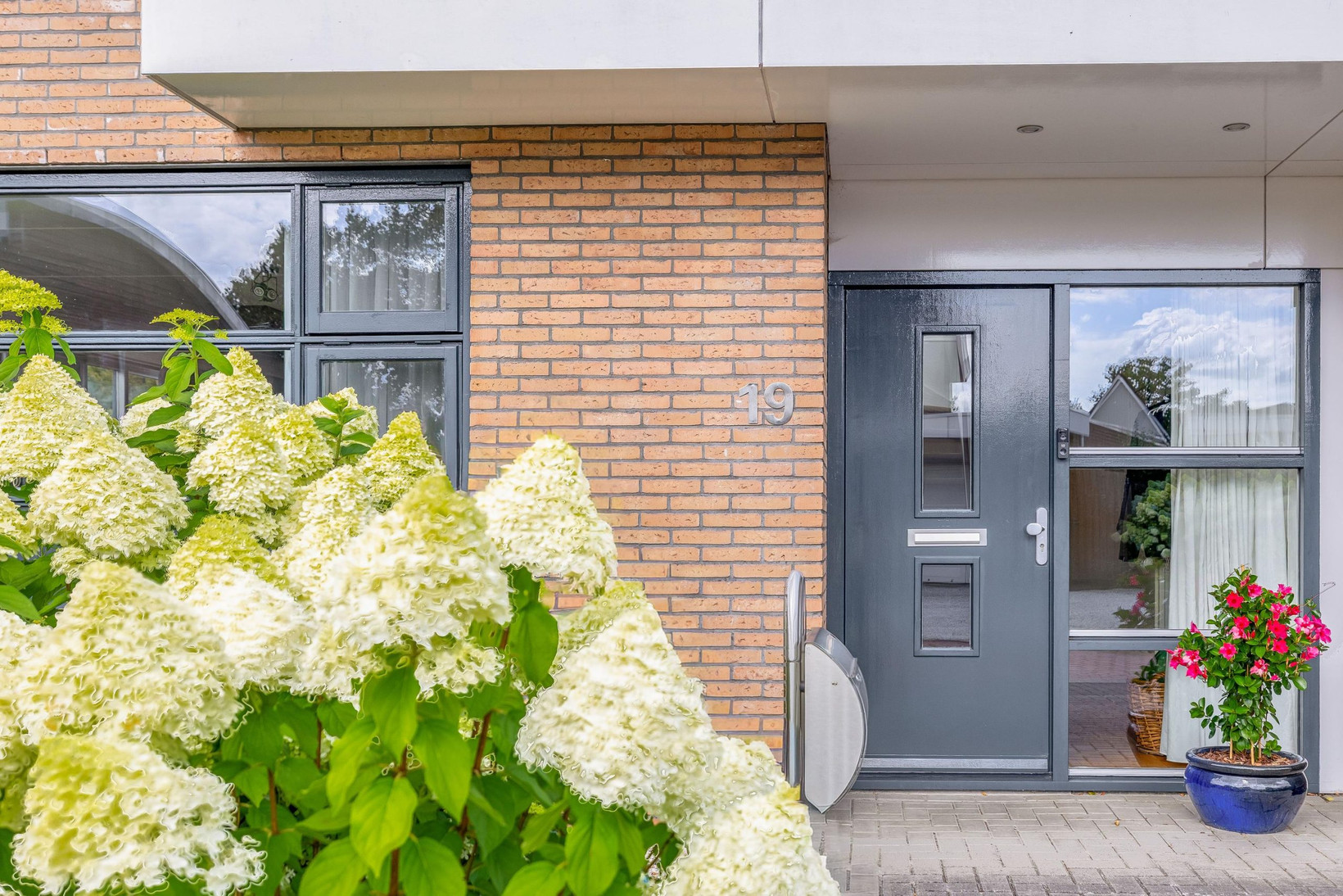 Vrijstaande woning te koop: Fûgelliet 19, Ureterp