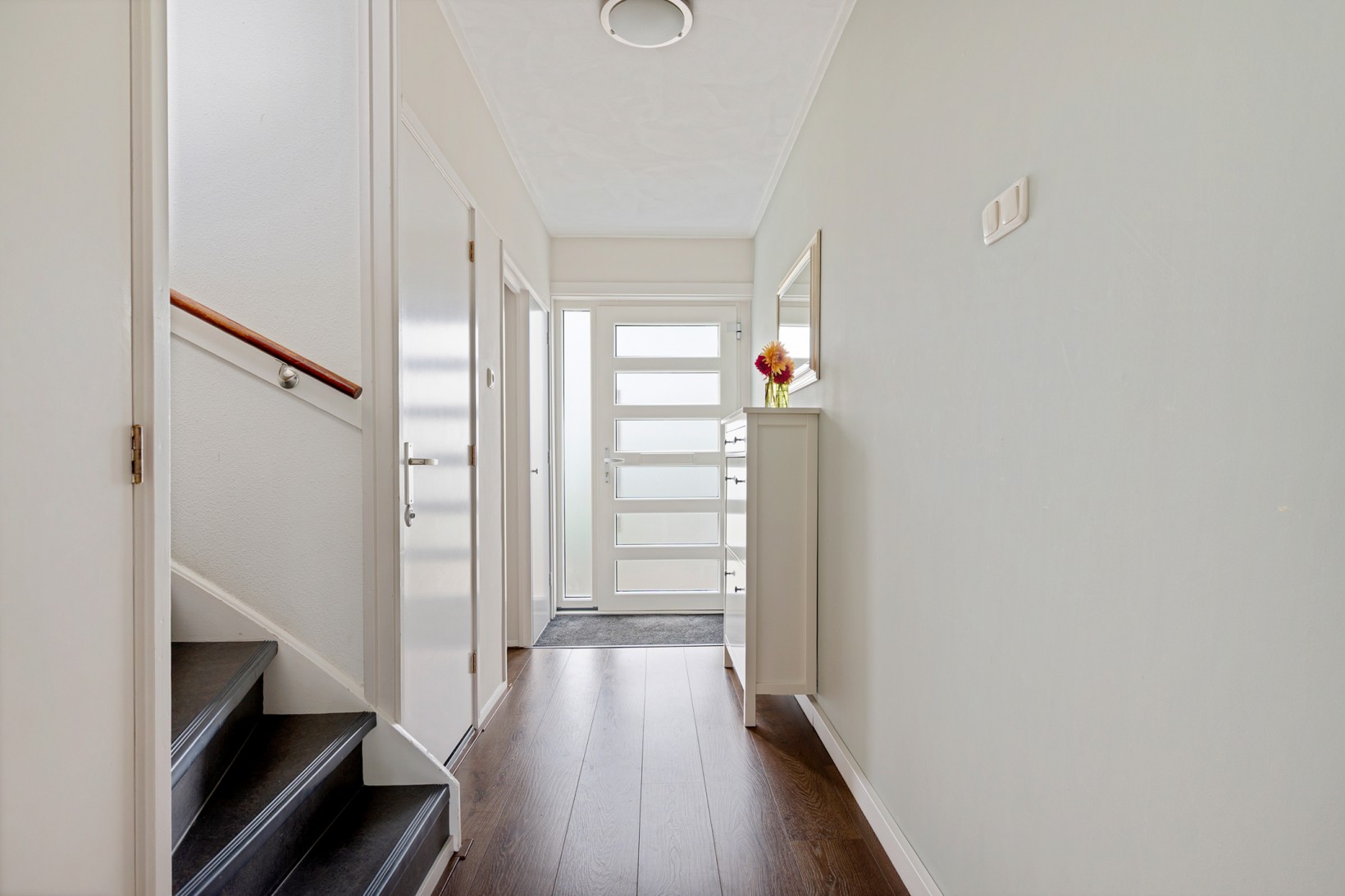 Hoekwoning te koop: Kolfbaan 72, Burgum