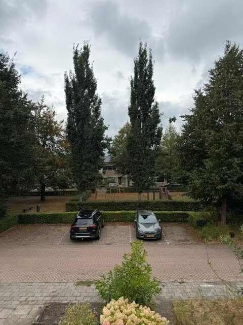 Tussenwoning te koop: Minister van den Brinklaan 124, Burgum