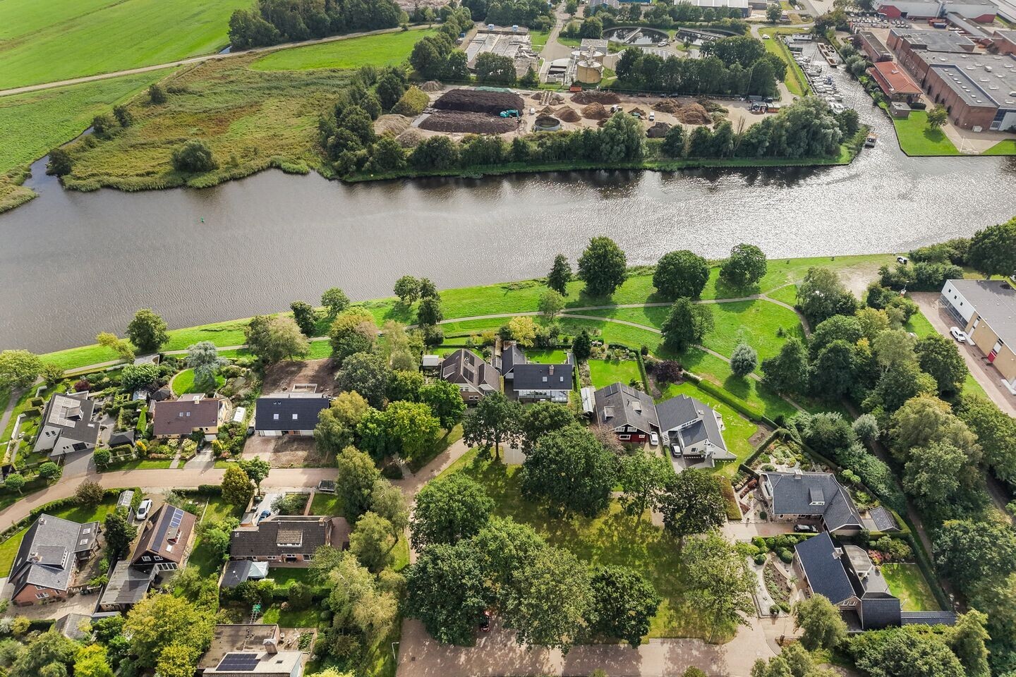 Vrijstaande woning te koop: De Wylch 26, Burgum
