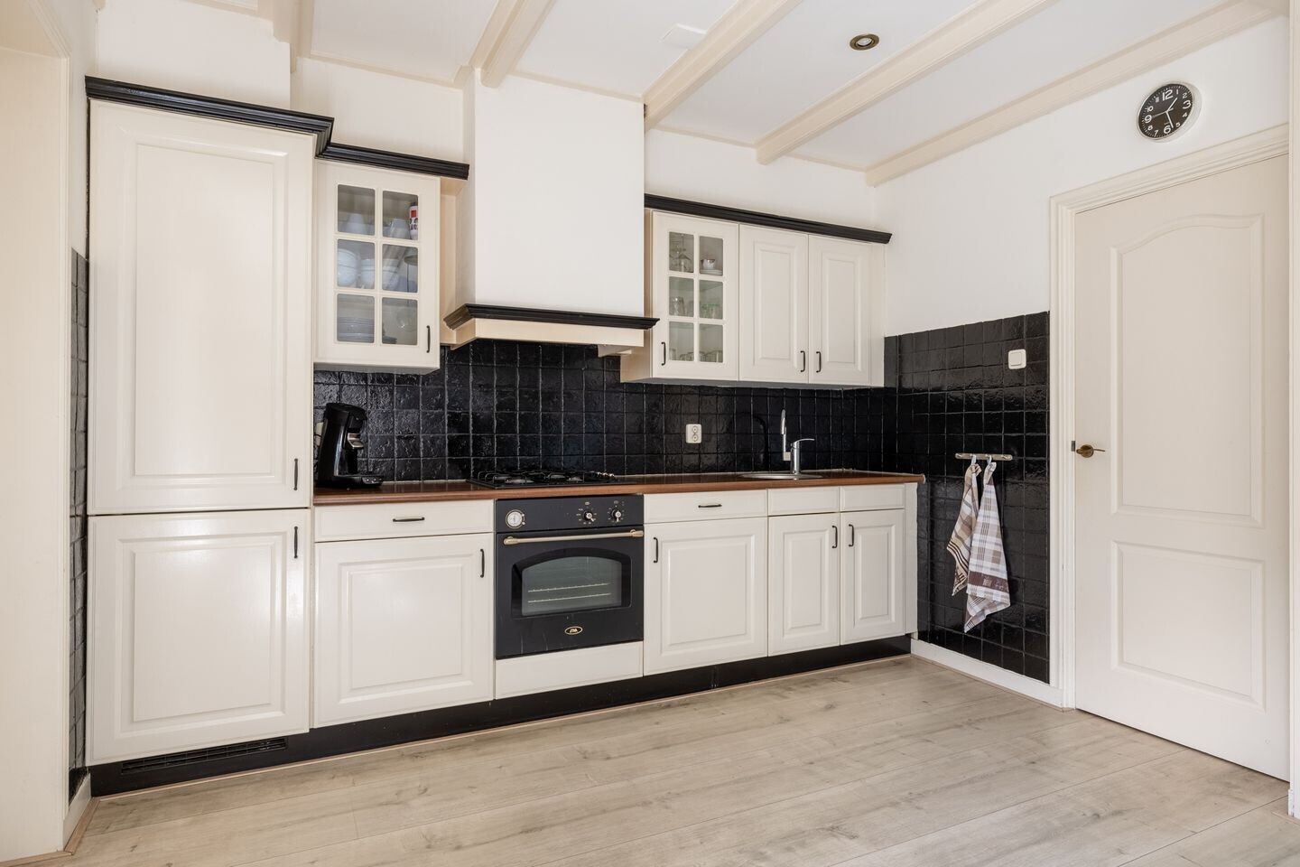 Tussenwoning te koop: Anthony Fokkerstraat 48, Hurdegaryp