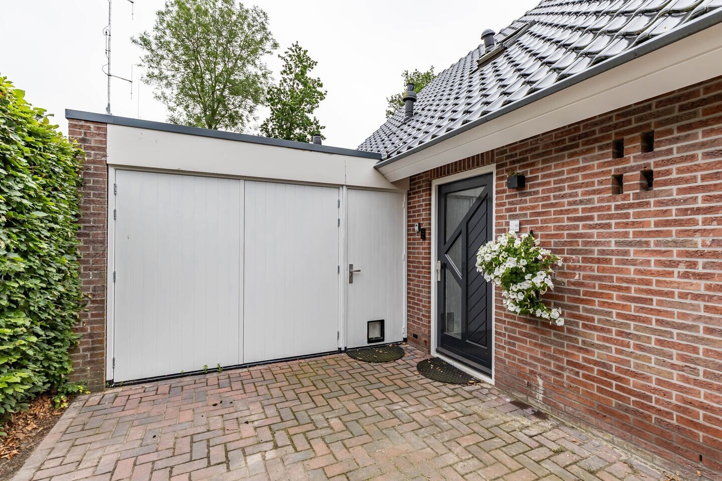 Vrijstaande woning te koop: De Jister 30, Sumar