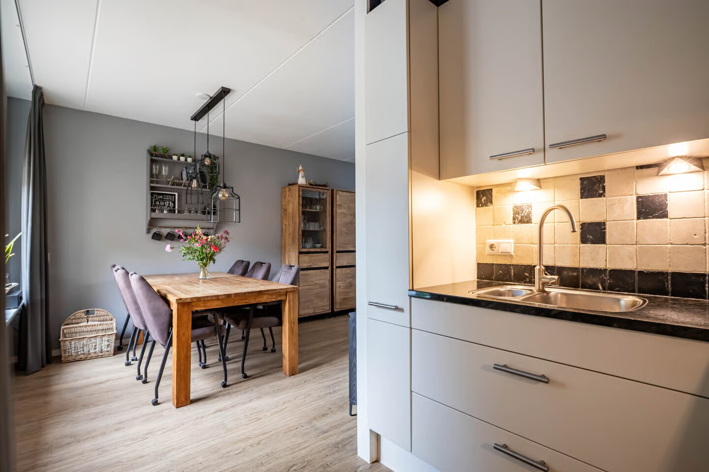 Tussenwoning te koop: Sjoerd Pieters Hoekstraweg 30, Sumar