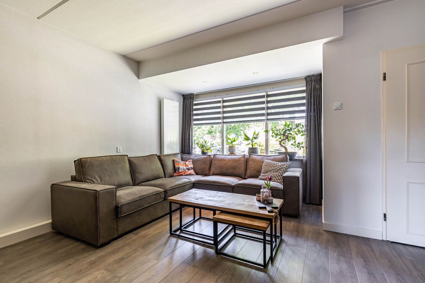 Hoekwoning te koop: José Vigevenoweg 11, Sumar