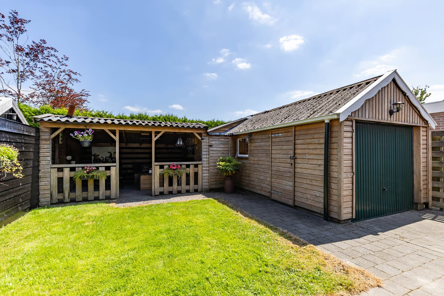 Hoekwoning te koop: José Vigevenoweg 11, Sumar