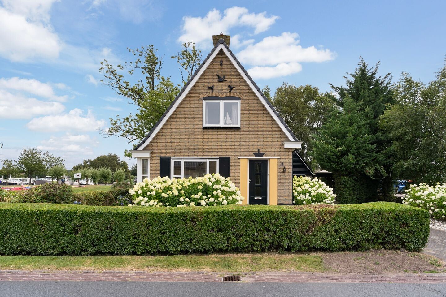 Vrijstaande woning te koop: Wiidswei 1, Earnewâld