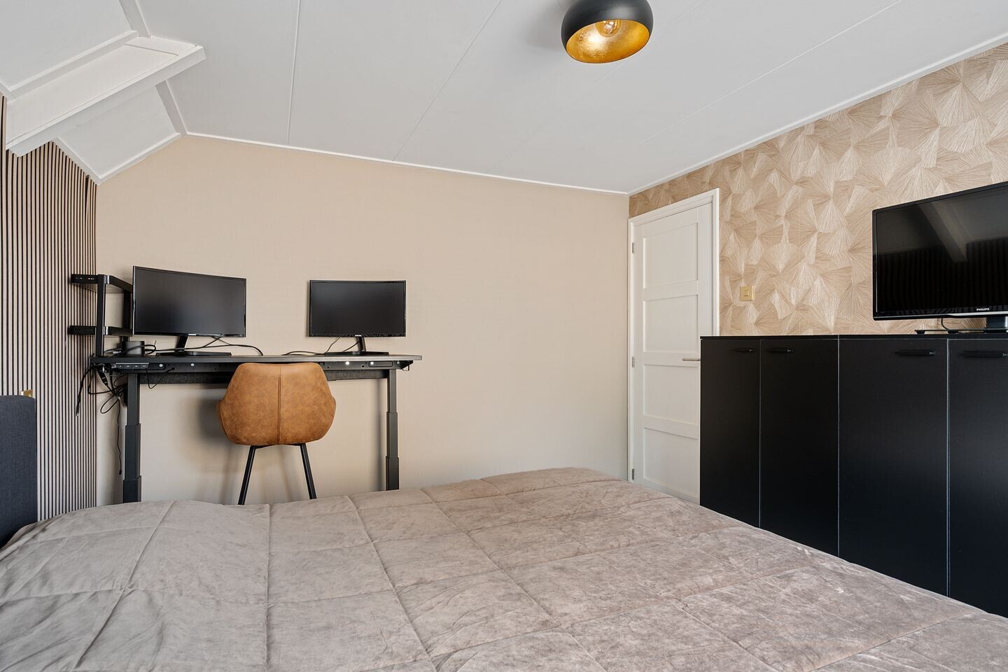 Vrijstaande woning te koop: Fiifhuzen 32, Harkema