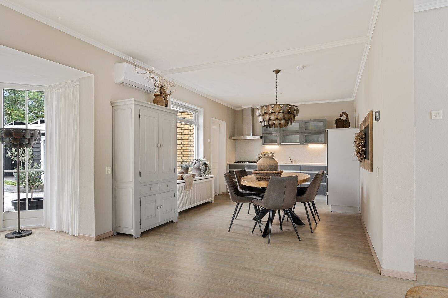 Vrijstaande woning te koop: Fiifhuzen 32, Harkema