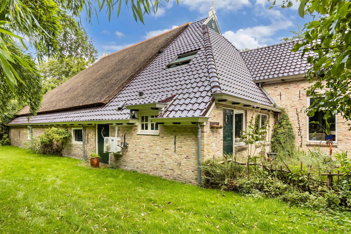 Vrijstaande woning te koop: Legeloane 4, Augustinusga