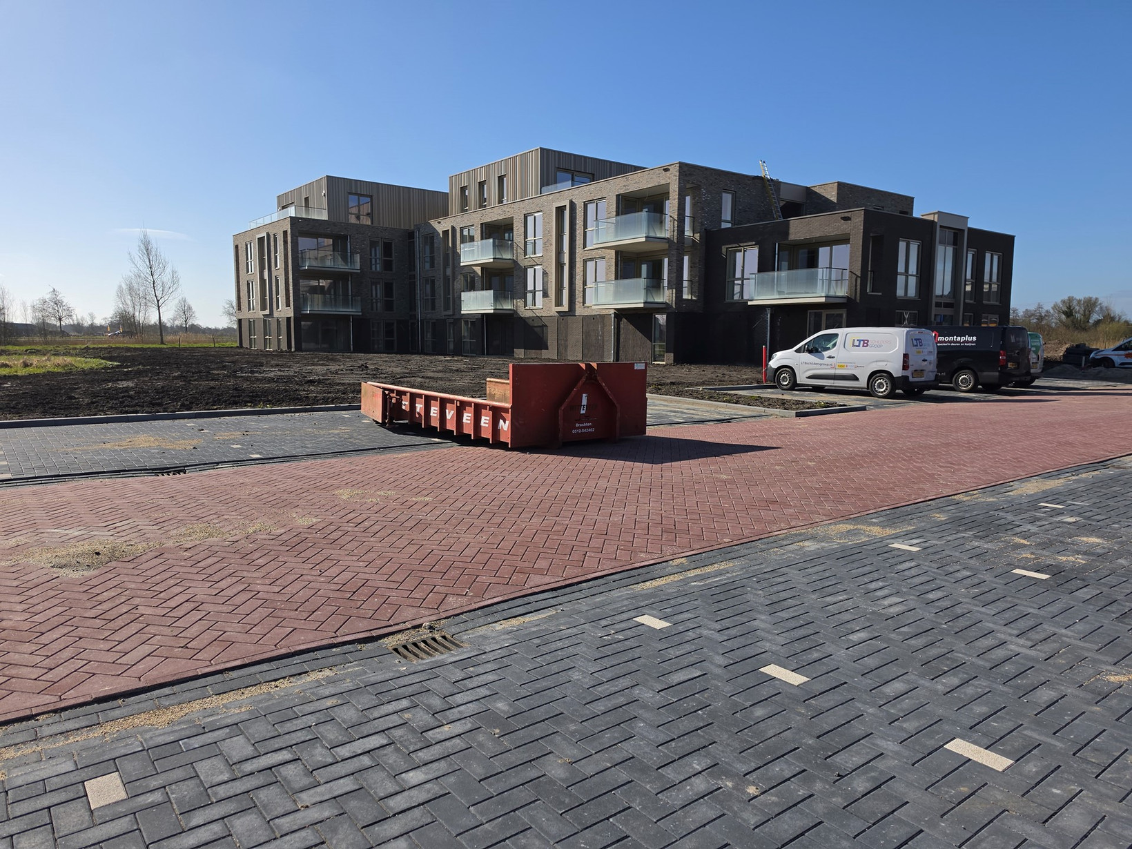 Appartement te koop: Acht oan de Diken 21, Buitenpost