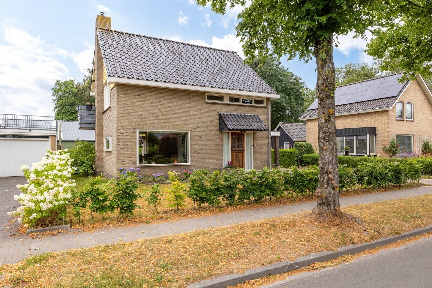 Vrijstaande woning te koop: Kuipersweg 40, Buitenpost