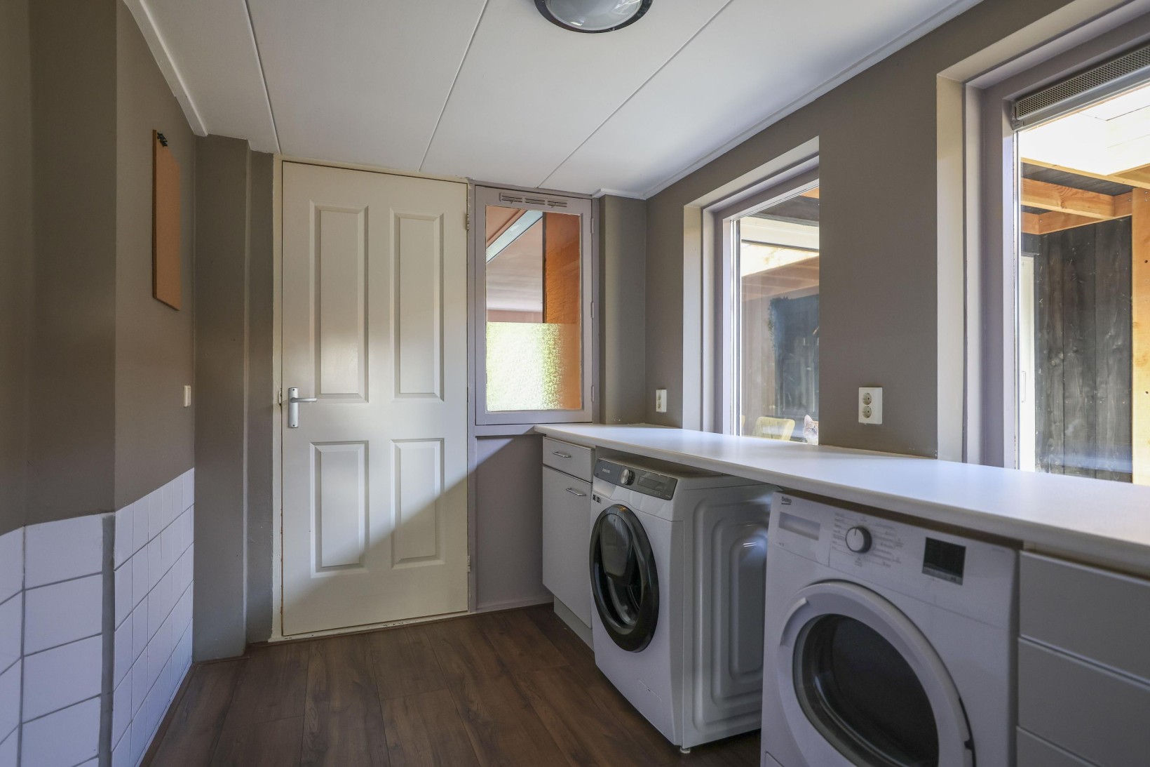 Hoekwoning te koop: Van Stolbergstrjitte 43, Kootstertille