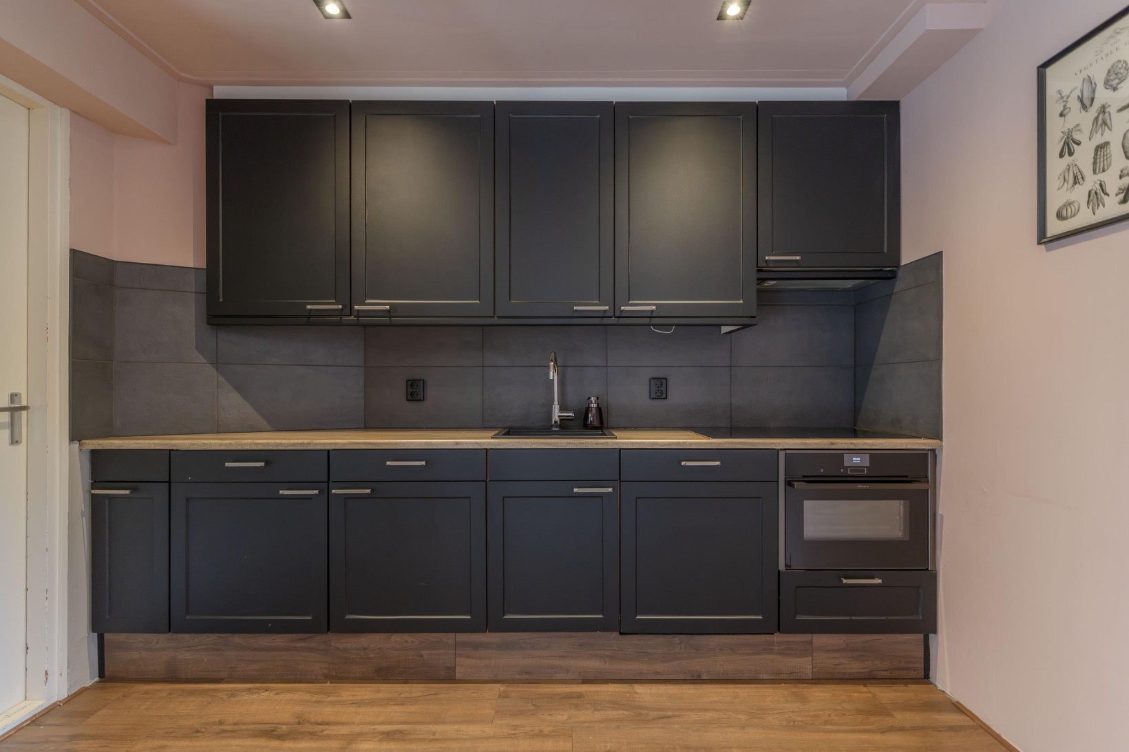 Hoekwoning te koop: Van Stolbergstrjitte 43, Kootstertille