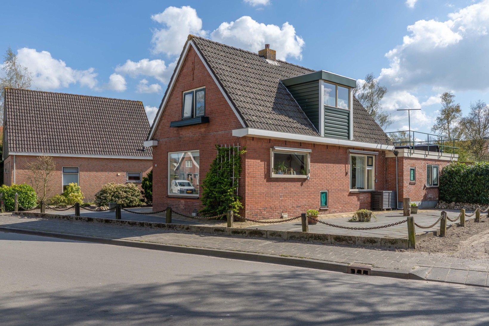 Vrijstaande woning te koop: De Sânnen 27, Drogeham