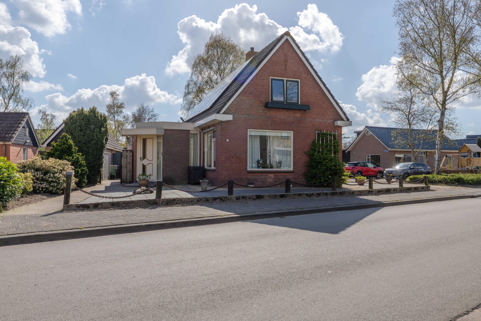 Vrijstaande woning te koop: De Sânnen 27, Drogeham