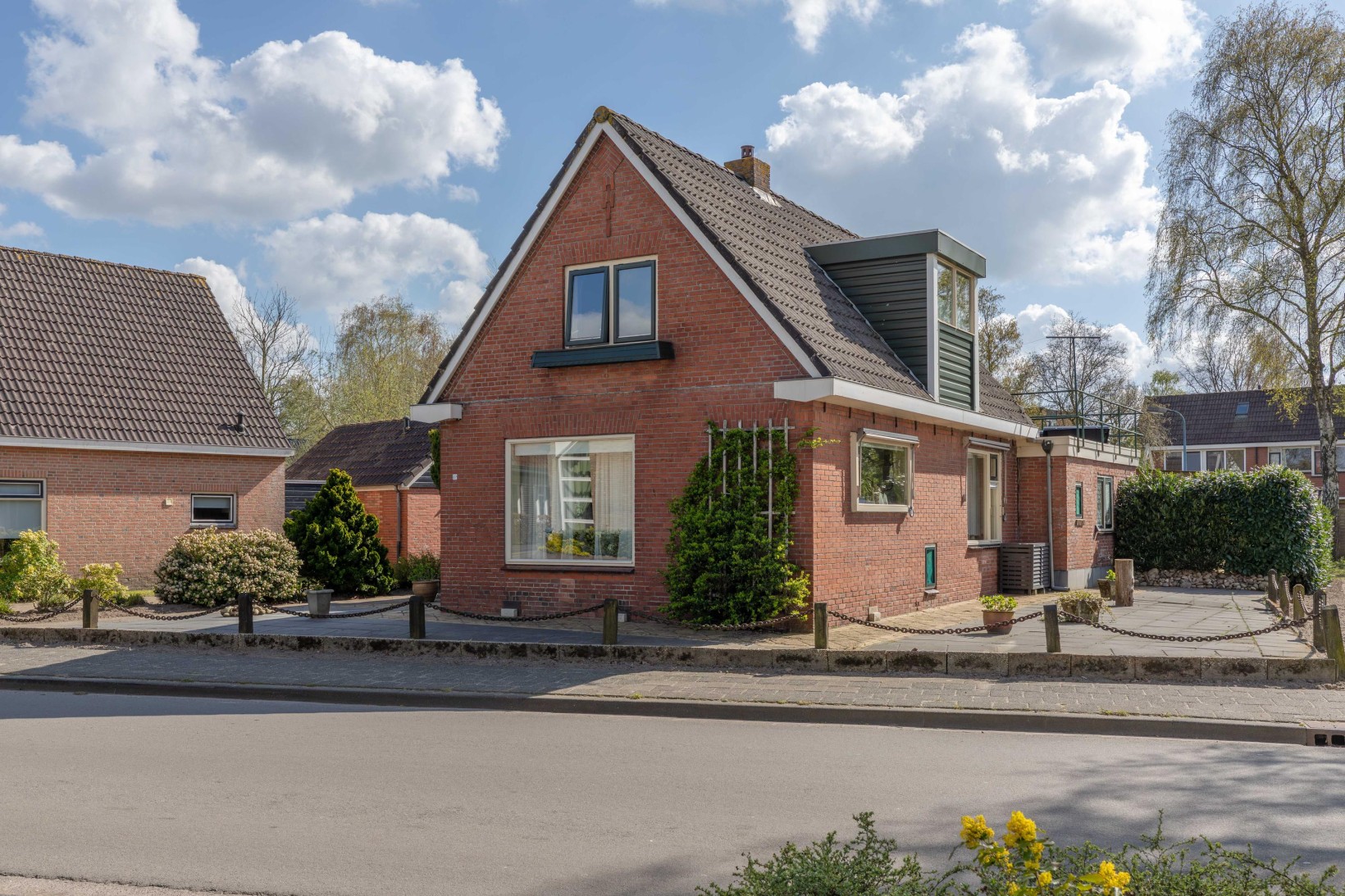 Vrijstaande woning te koop: De Sânnen 27, Drogeham