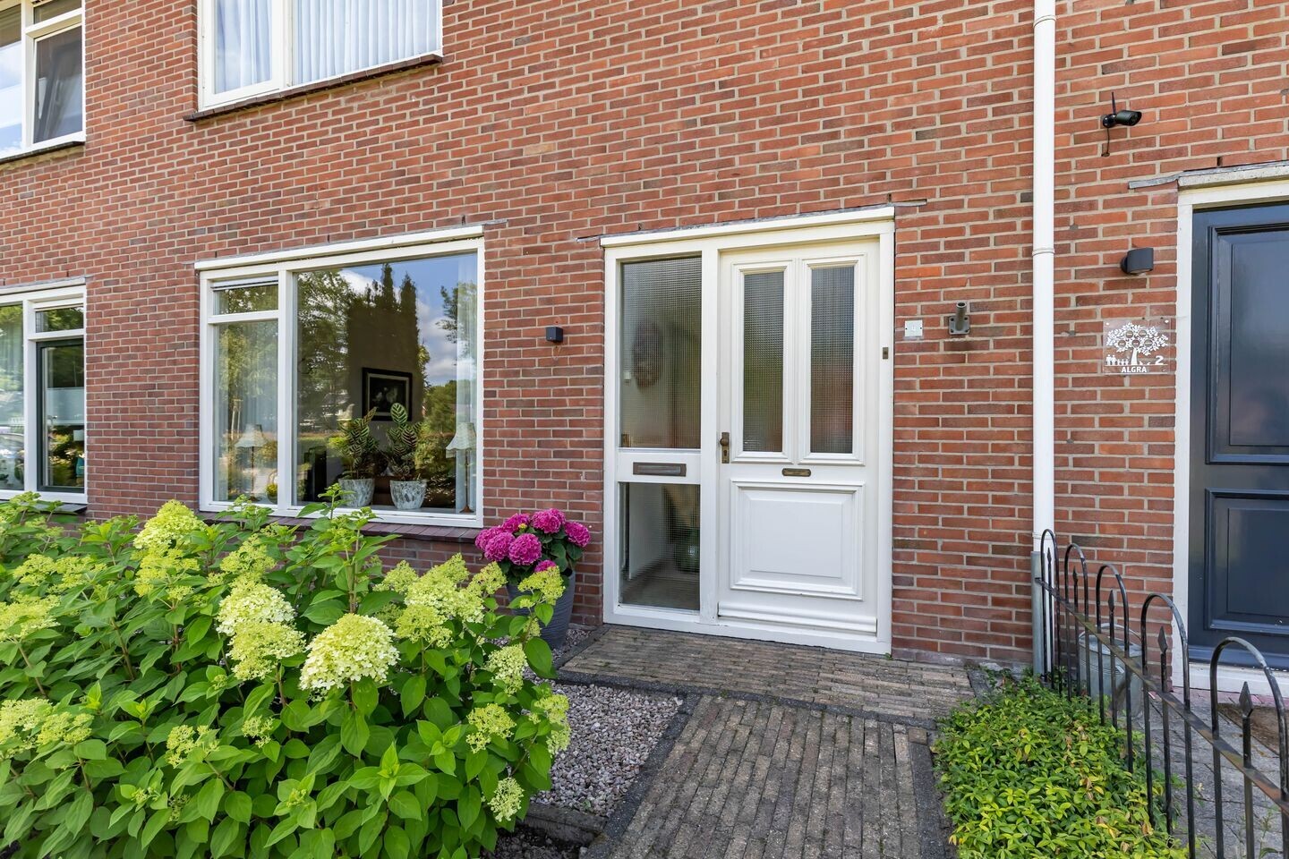 Tussenwoning te koop: Kloostermankamp 4, Drogeham