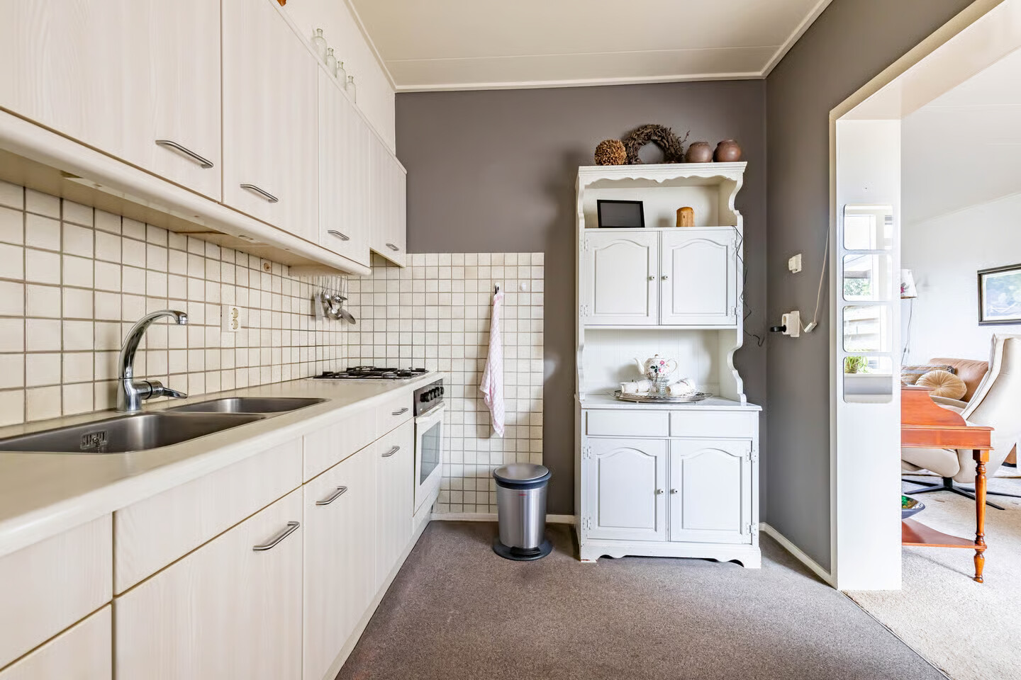 Tussenwoning te koop: Kloostermankamp 4, Drogeham