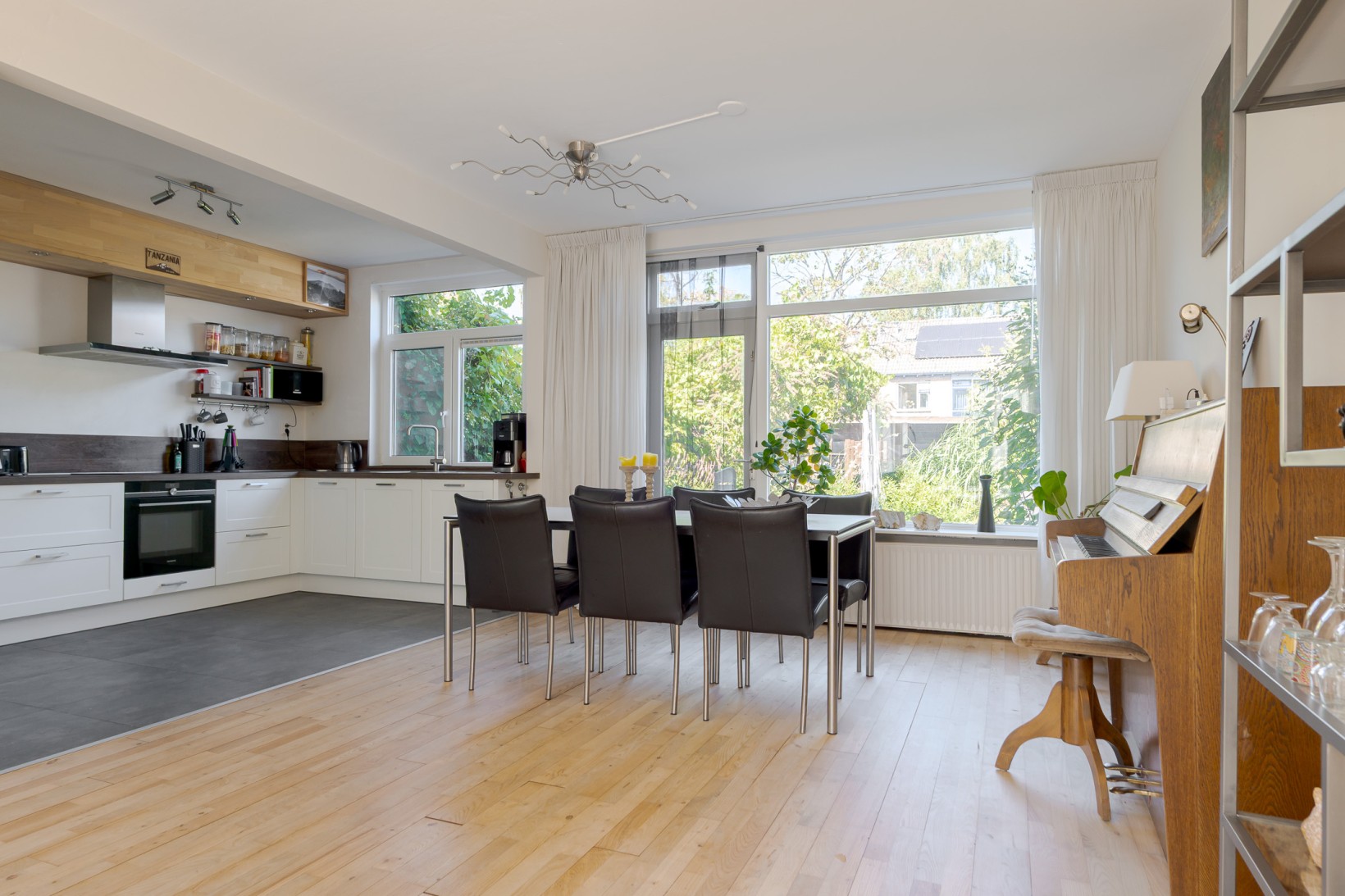Tussenwoning te koop: Oudgenoegstraat 50, Roden