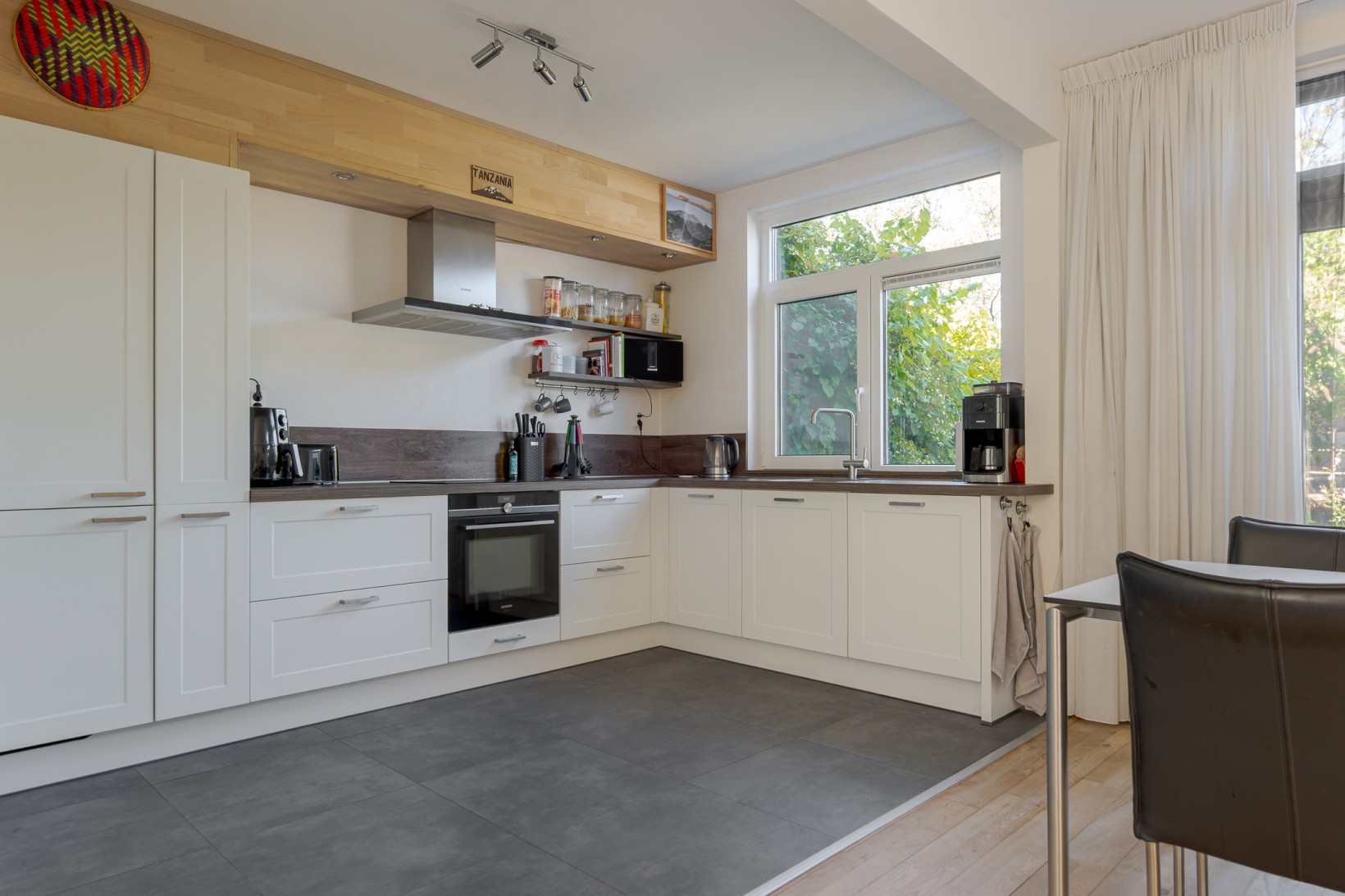 Tussenwoning te koop: Oudgenoegstraat 50, Roden