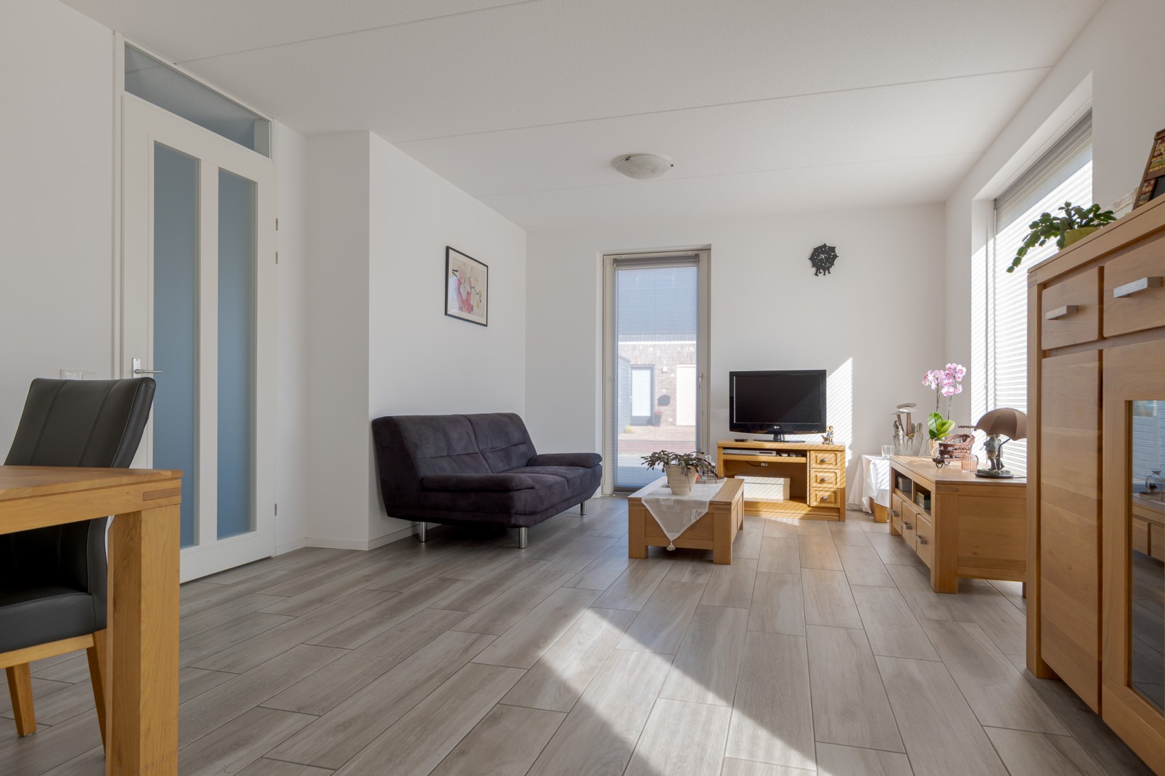 Twee-onder-één-kap te koop: H. Scheepstrastraat 23, Roden