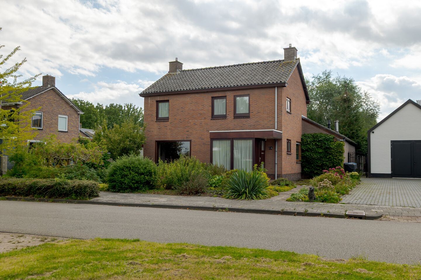 Vrijstaande woning te koop: Jachtlaan 3, Roden